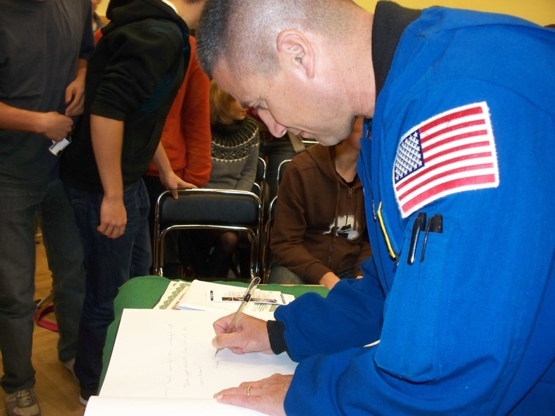 Spotkanie z astronautą George Zamka 18.11.2008  4.jpg