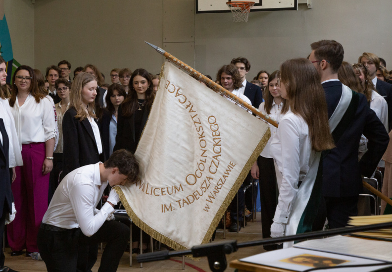 FS_zakonczeniematurzystow_3.jpg